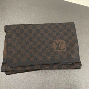 Louis Vuitton Damier Ebene Wool Scarf (JB1390)
